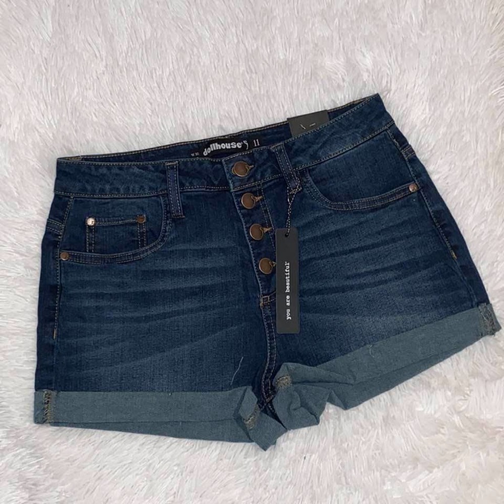 NEW DOLLHOUSE ANDIE Denim Shorts 11 / 30 Cuffed